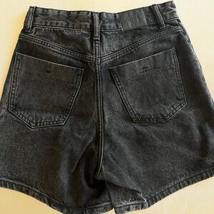 Black Denim Zara Mom Shorts size 4
